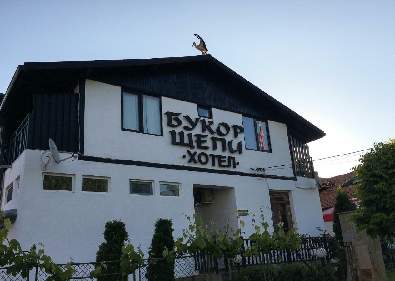 Guest House Bukor Shtepi Mandrica Exterior foto